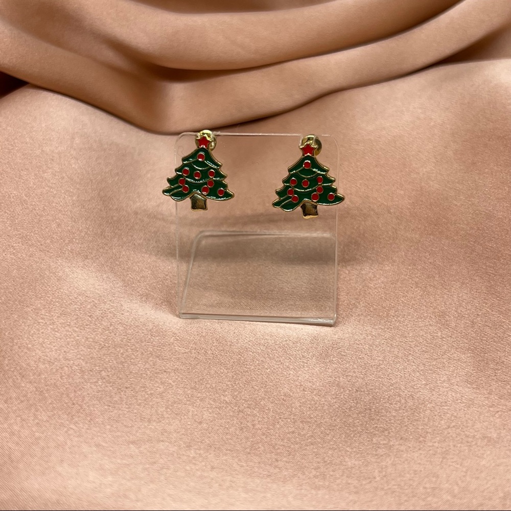 NWT Christmas Trees Holiday Gold Toned Fashion Post Earring